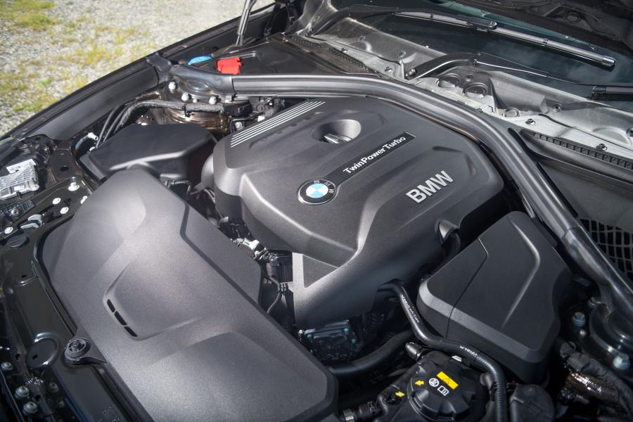  BMW 330i Gran Turismo Luxury Line 2016 года  (AU) (фото 6 из 8)